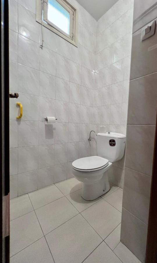 Hostal Conde De Alba マドリード エクステリア 写真