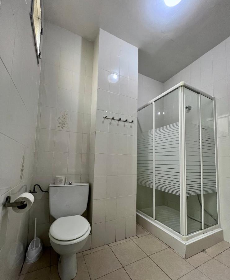 Hostal Conde De Alba マドリード エクステリア 写真